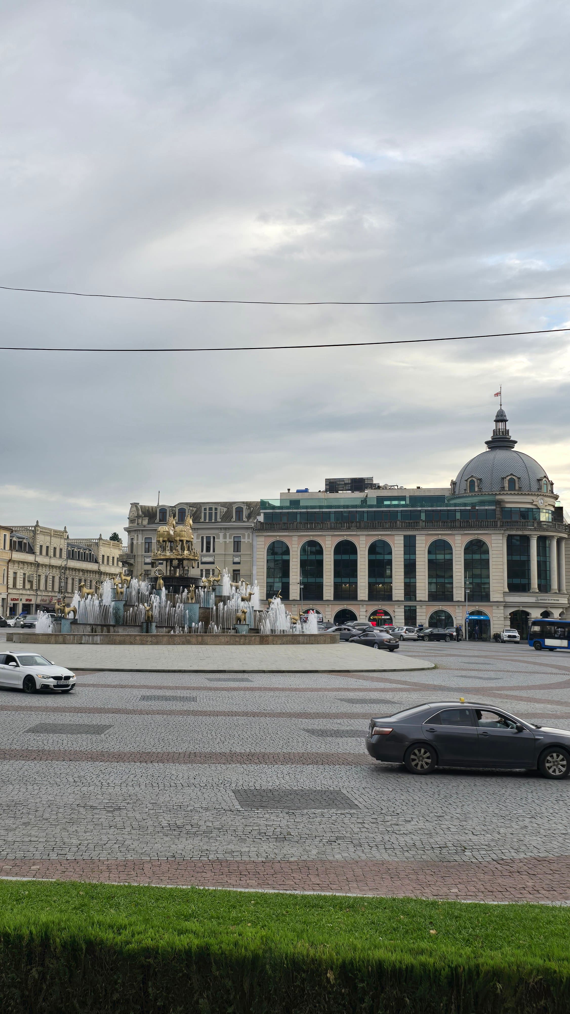 მამაქალაქი