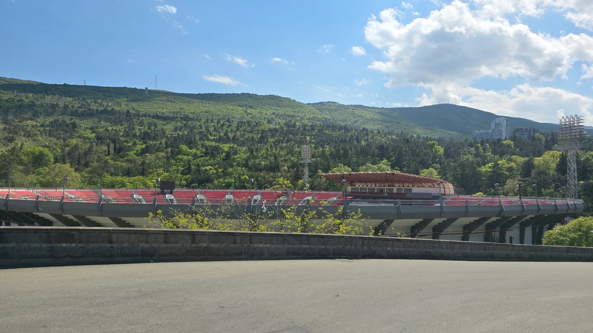 აქედანაც იმასქნათ ...